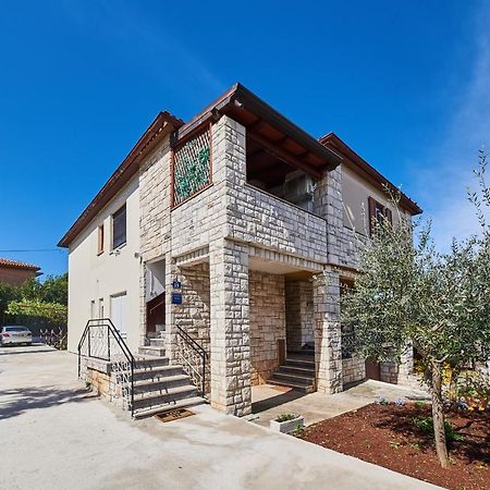 Red Karmenita Διαμέρισμα Ουμάγκ Εξωτερικό φωτογραφία
